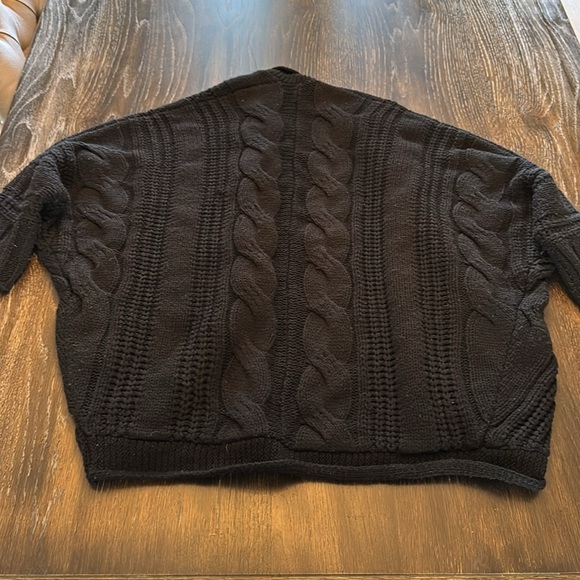 🟣 BLACK SWEATER CARDIGAN SIZE LARGE - Picture 3 of 3